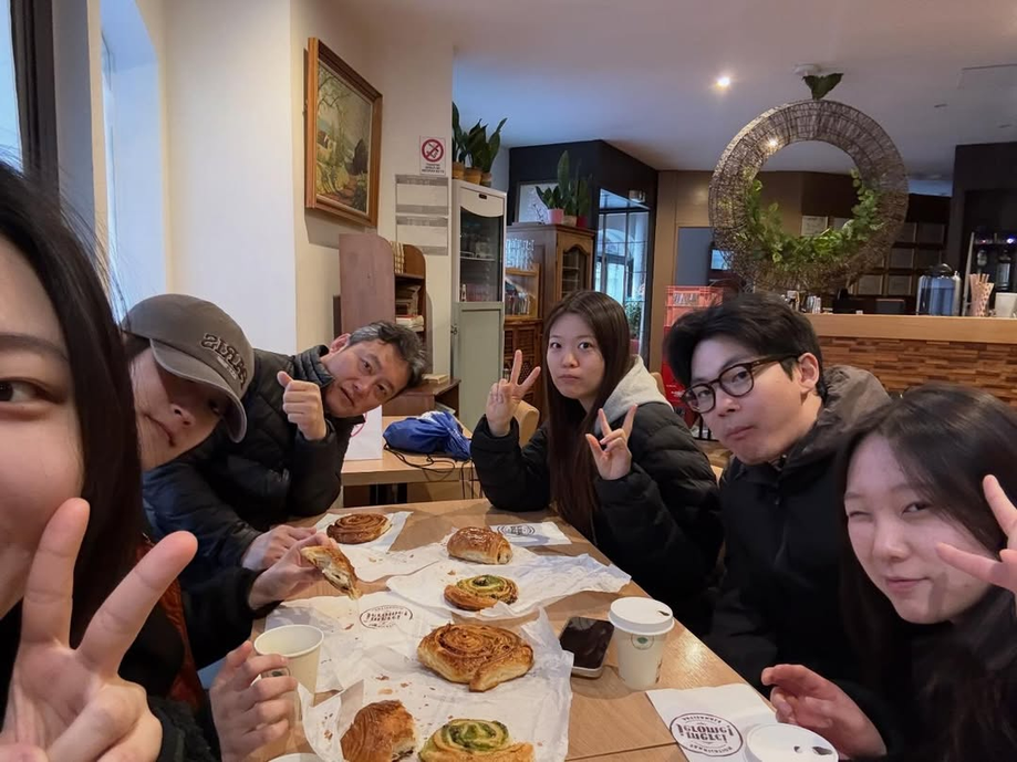 Read more about the article 새벽예배에 와보니 모두가 청년부 ?!
